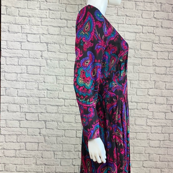 VINTAGE STUNNER - Picture 10 of 15